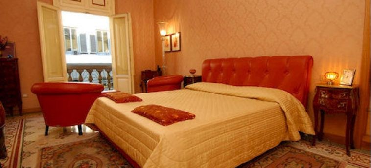 Hotel Cavour 10:  FLORENCIA