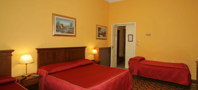 Hotel Astrid:  FLORENCIA
