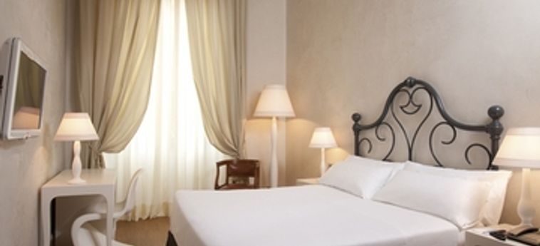 Hotel Nh Collection Firenze Porta Rossa:  FLORENCIA