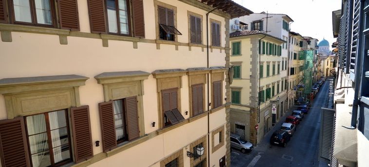 Prestige House Florence:  FLORENZ