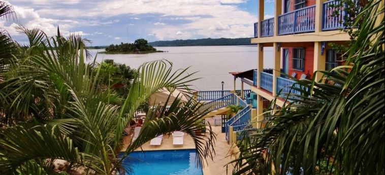 Hotel Casona De La Isla:  FLORES