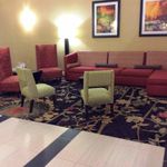 HOLIDAY INN EXPRESS & SUITES FOREST 2 Stars