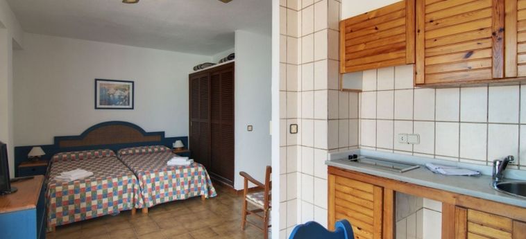 Hotel Apartamentos Pou Des Pujols:  FORMENTERA - ILES BALEARES