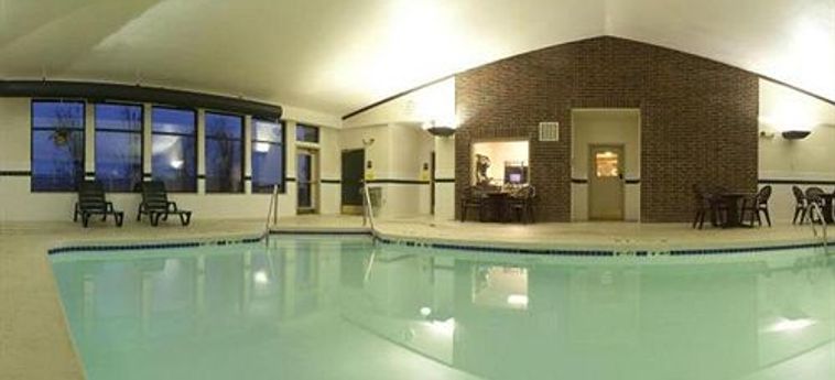 Hotel HOLIDAY INN EXPRESS & SUITES FORT ATKINSON