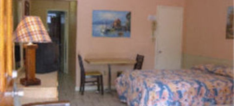 Hotel Pousada Suites:  FORT LAUDERDALE (FL)
