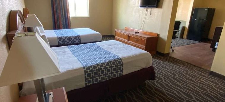 Hotel Super 8 By Wyndham Fort Wayne Fort Wayne (In): Photo 
