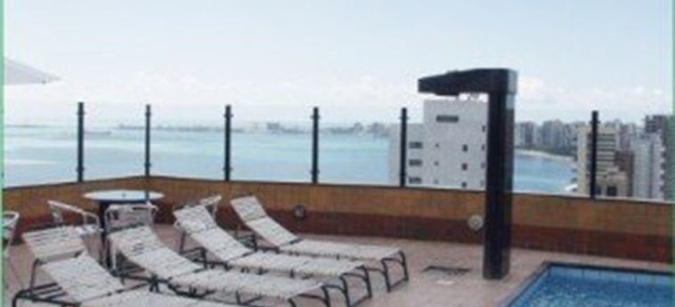 Hotel Plaza Praia Suites:  FORTALEZA