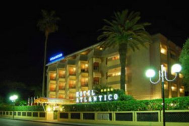 Hotel Atlantico:  FORTE DEI MARMI - LUCCA