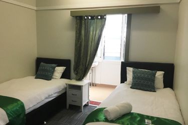 Hotel Amelia Budget :  FORTITUDE VALLEY