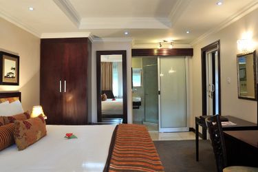 Hotel Cresta Thapama:  FRANCISTOWN