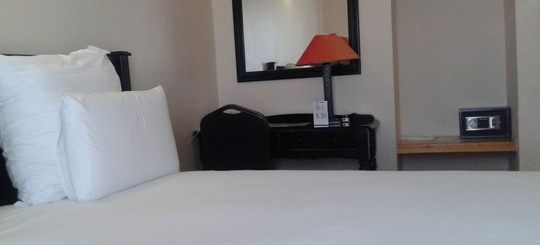 Hotel Adansonia :  FRANCISTOWN