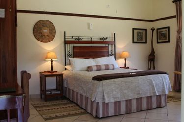 Hotel Woodlands Stop Over And Lodge Francistown: Photo 