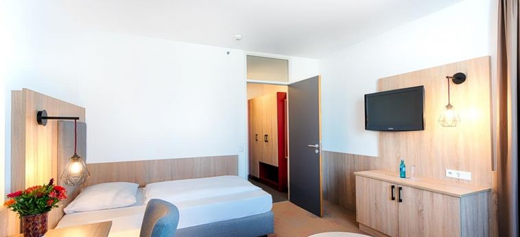 Hotel Achat Comfort City-Frankfurt:  FRANCOFORTE