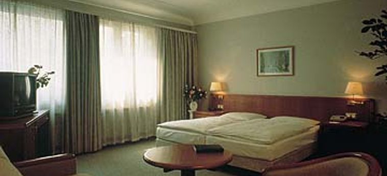 Hotel Excelsior:  FRANKFURT