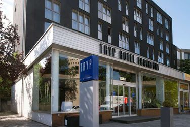 Hotel Tryp By Wyndham Frankfurt:  FRANKFURT