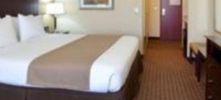 Hotel Holiday Inn Express:  FRESNO (CA)