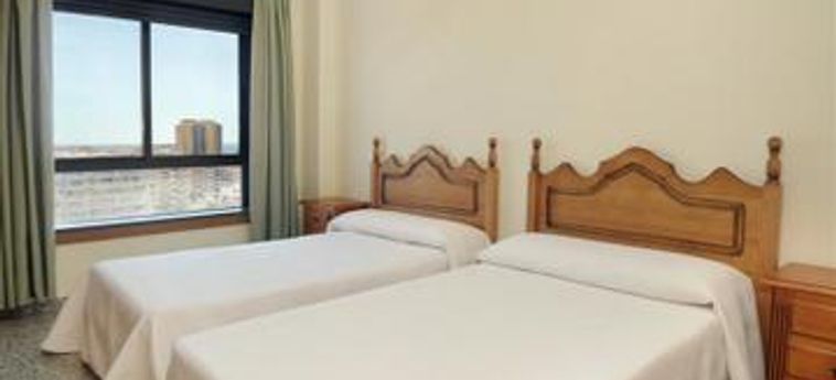 Hotel Apartamentos Nuriasol :  FUENGIROLA - COSTA DEL SOL