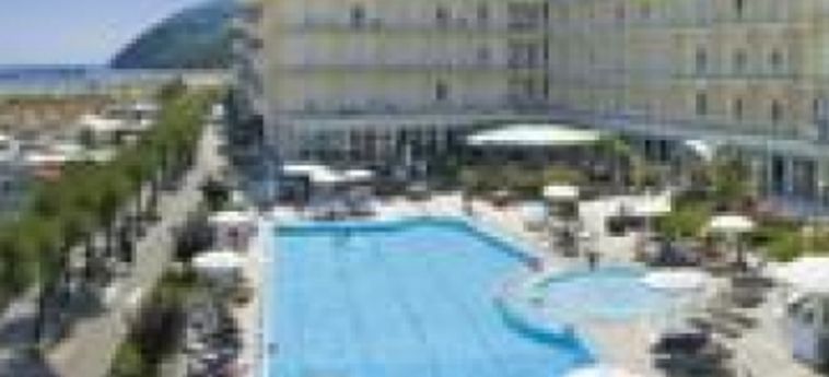 Hotel Miramare:  GABICCE MARE - PESARO URBINO