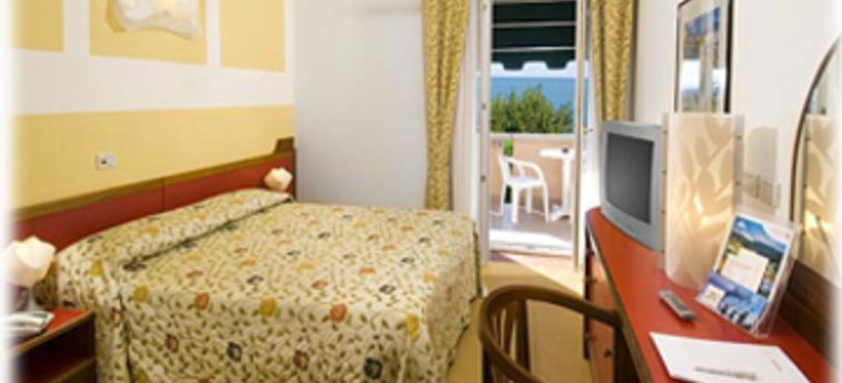 Alexander Hotel Gabicce Mare:  GABICCE MARE - PESARO URBINO