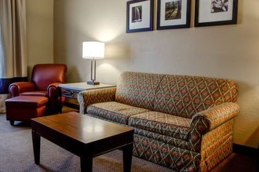Hotel Comfort Suites:  GADSDEN (AL)
