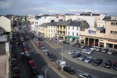 Hotel Holiday:  GALWAY