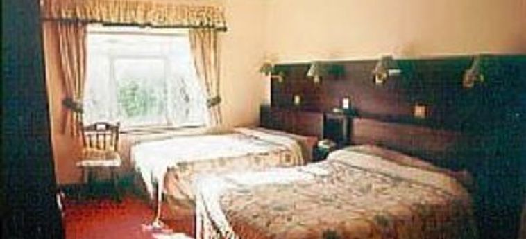 Marian Lodge Guesthouse:  GALWAY