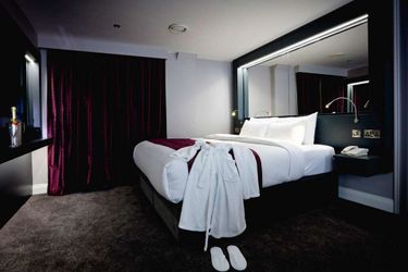 Hotel Claregalway:  GALWAY