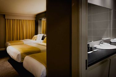 Hotel Claregalway:  GALWAY