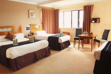 Hotel Claregalway:  GALWAY
