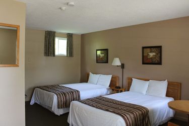 Hotel Colonial Resort & Spa:  GANANOQUE - ONTARIO
