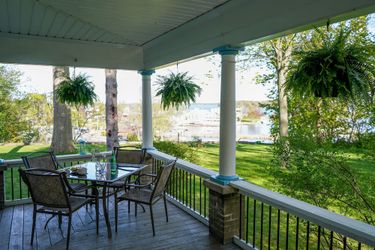 Hotel Waterside Inn Gananoque - Ontario: Photo 