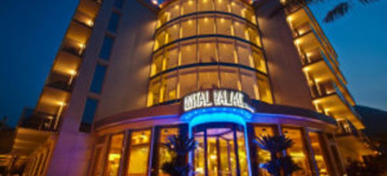 Hotel Kristal Palace:  GARDASEE