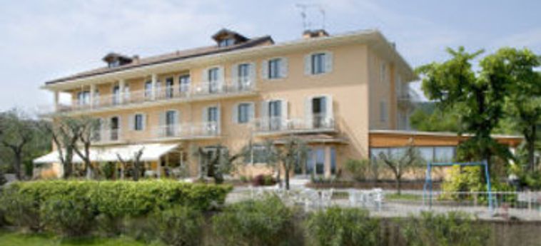 Hotel Panoramica:  GARDASEE