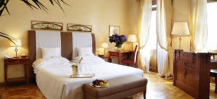 Romantik Hotel Laurin:  GARDASEE