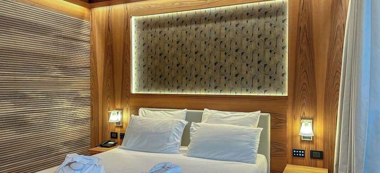 Alevic Hotel Sirmione:  GARDASEE
