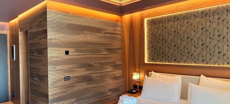 Alevic Hotel Sirmione:  GARDASEE