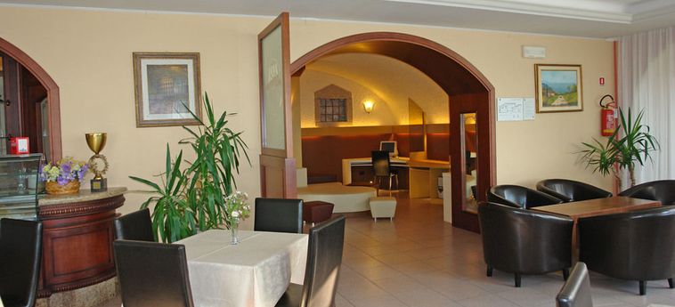 Hotel La Rotonda:  GARDASEE