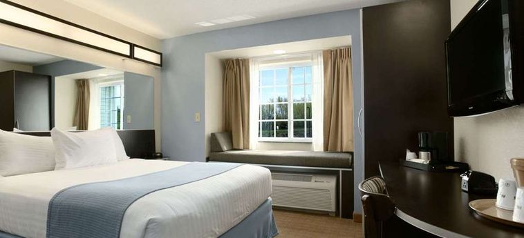 Hotel Microtel Inn & Suites By Wyndham Geneva:  GENEVA (NY)
