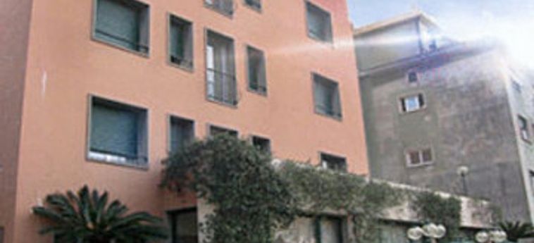 Hotel La Capannina:  GENOVA