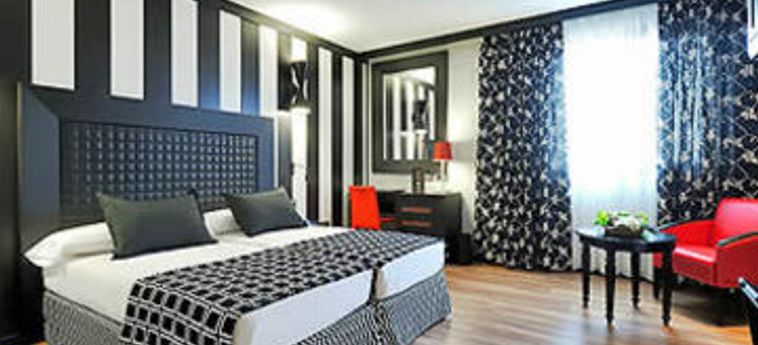 Hotel Salles Aeroport Girona:  GERONE
