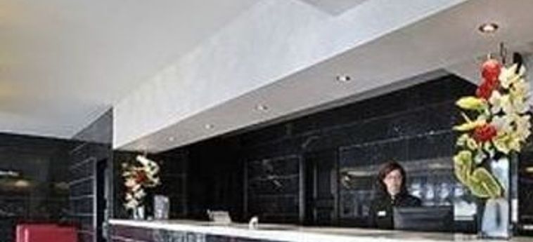 Hotel Salles Aeroport Girona:  GERONE
