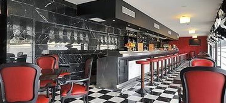 Hotel Salles Aeroport Girona:  GERONE