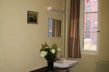 Guesthouse Poortackere:  GHENT
