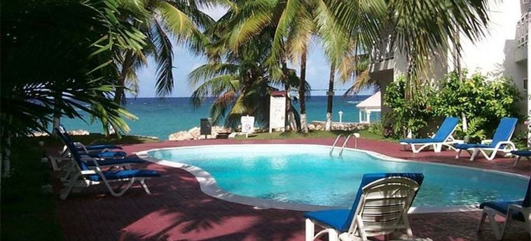 Hotel Chrisanns Beach Resort:  GIAMAICA