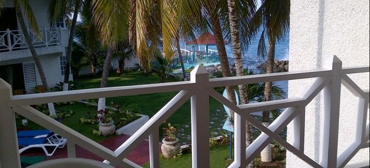 Hotel Chrisanns Beach Resort:  GIAMAICA