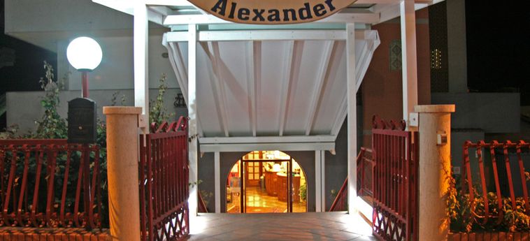 Hotel Alexander:  GIARDINI NAXOS - MESSINA
