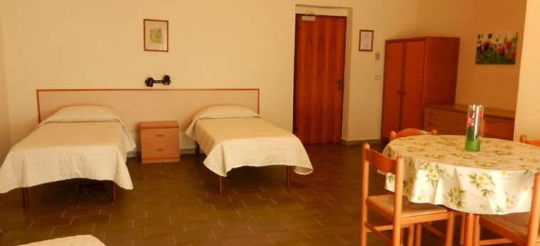 Hotel Residence Villa Collina:  GIARDINI NAXOS - MESSINA