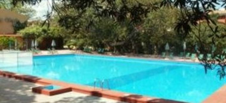 Hotel Holiday Club Naxos:  GIARDINI NAXOS - MESSINA