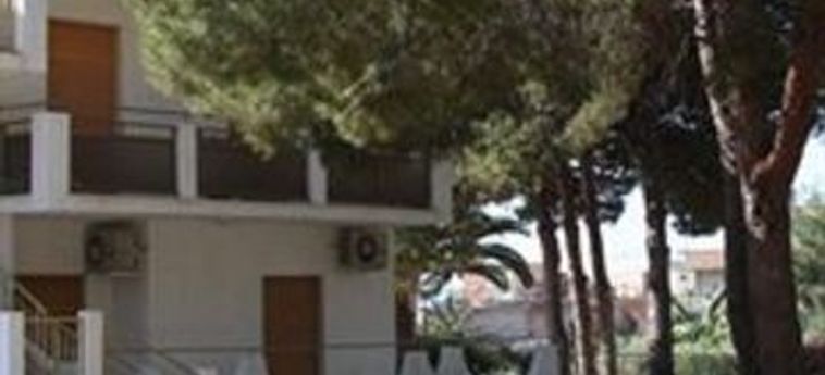 Hotel Terralcantara Villa Del Mare:  GIARDINI NAXOS - MESSINA