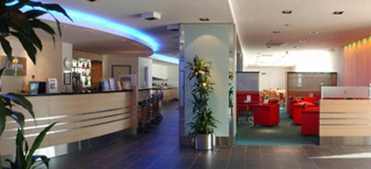 Hotel Holiday Inn Express Geneva Airport:  GINEBRA